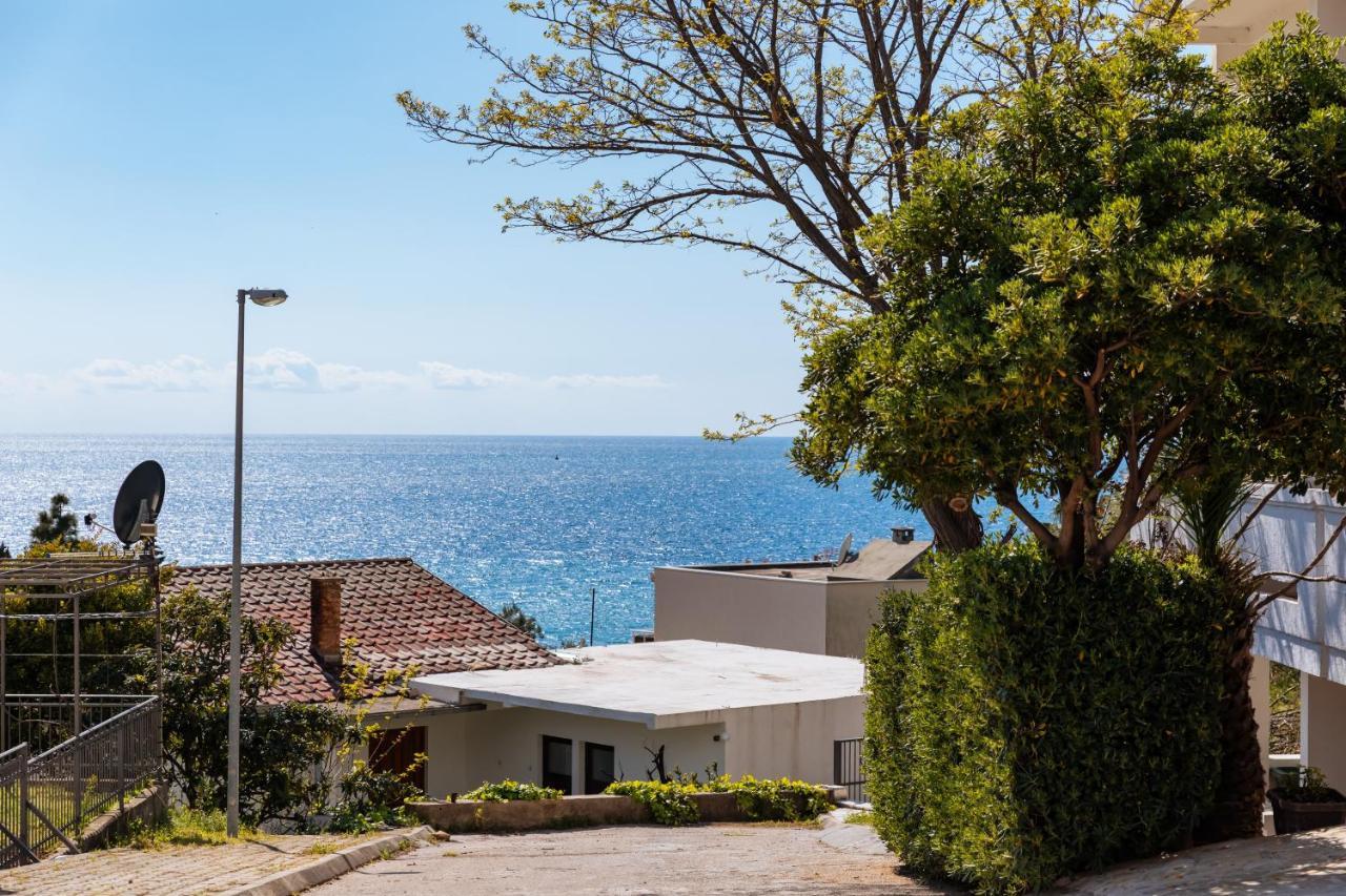 Flora Apartment - Near The Sea Šušanj Kültér fotó